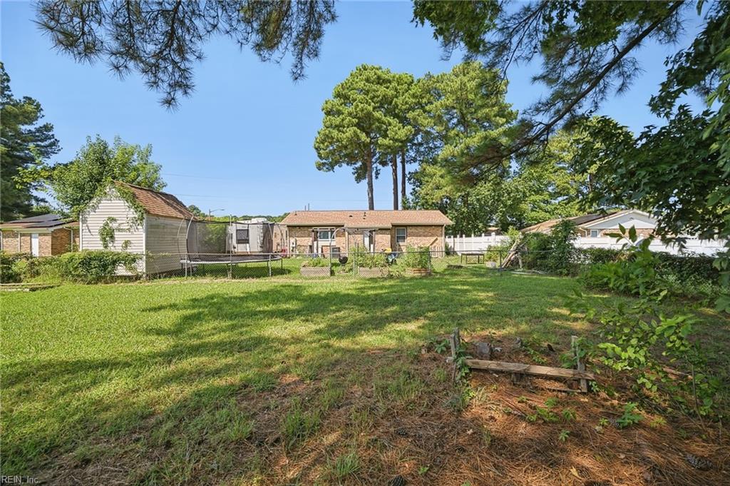 3228 Bangor Dr Property Photo 27