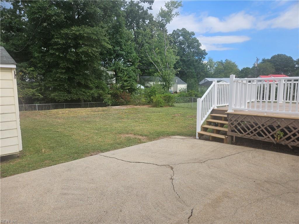 6201 Halrose Ln Property Photo 27