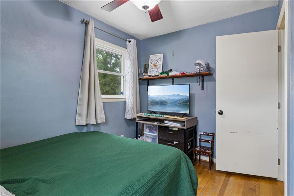 1025 Shore Rd Property Photo 18