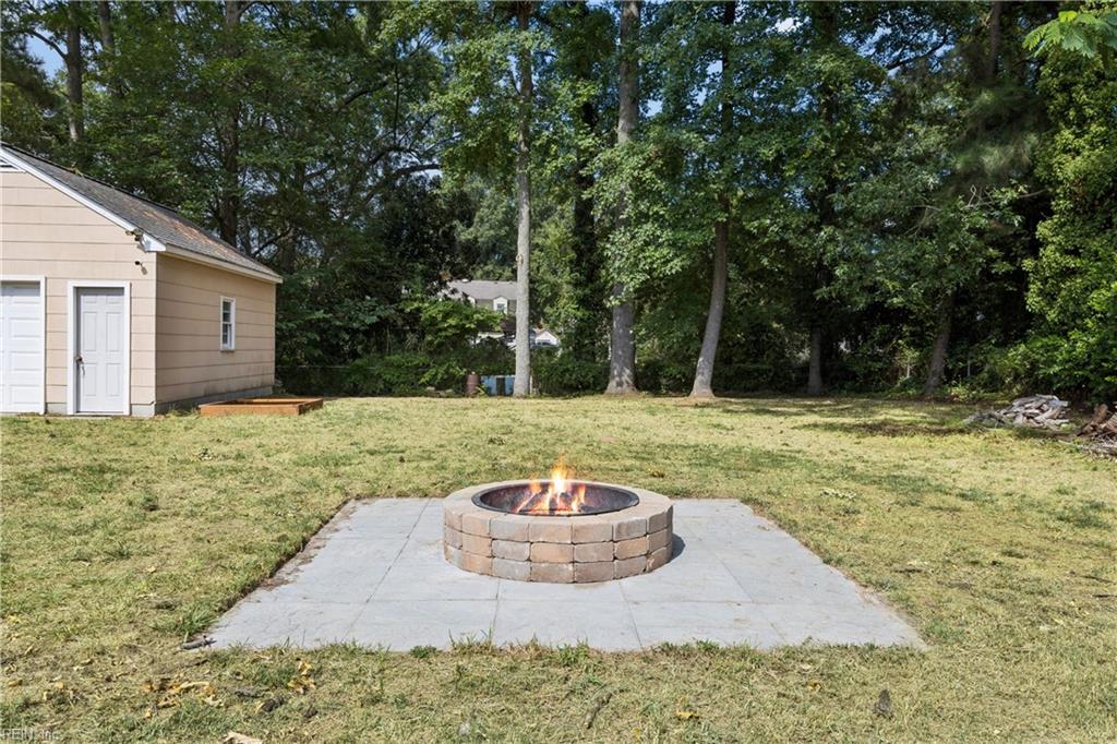 1025 Shore Rd Property Photo 32