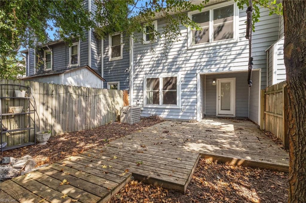 2305 Merl Cir Property Photo 10