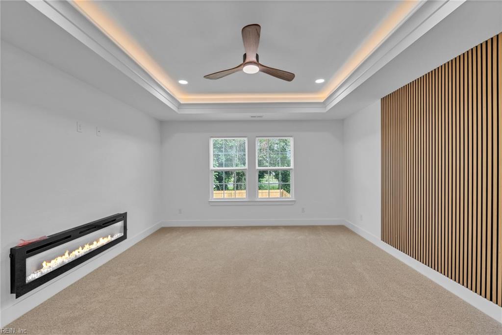 236 W. Queen St Property Photo 41
