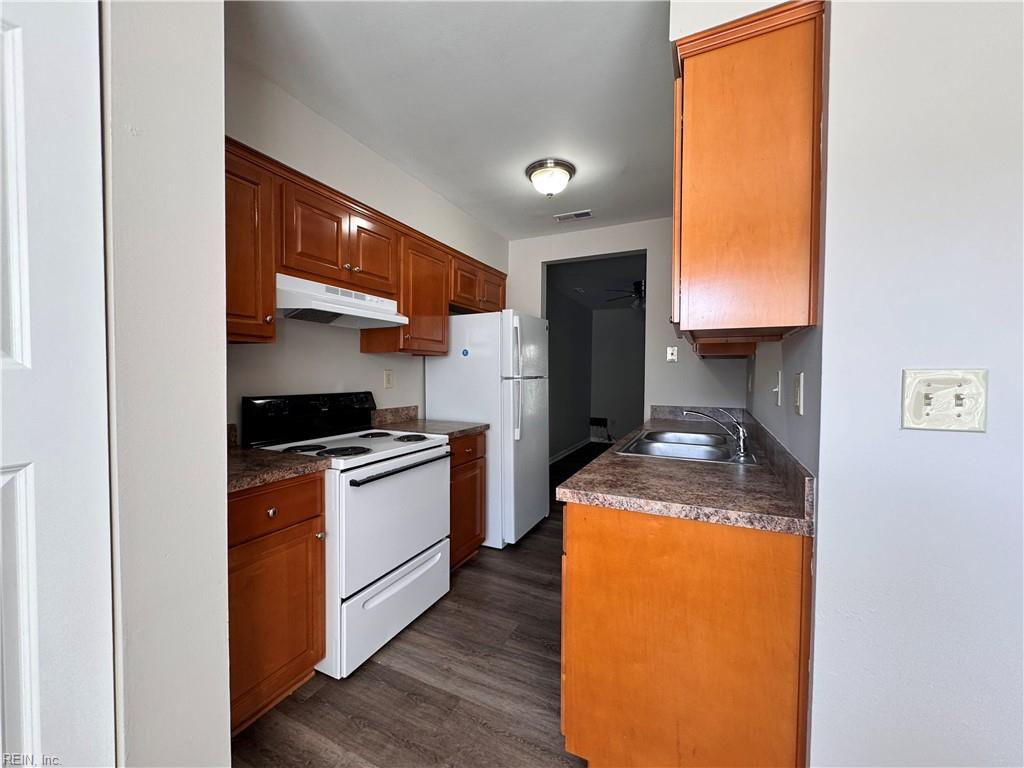 751 Spence Cir Property Photo 7