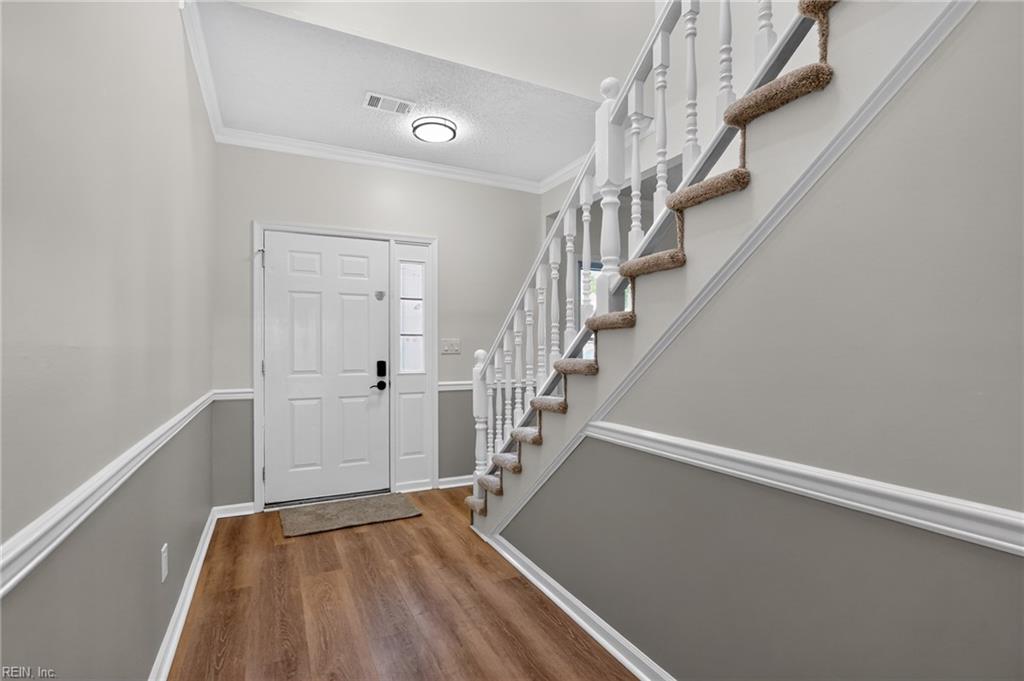 2412 Rollingview Ct Property Photo 6