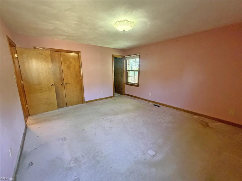 620 Emerald Ct Property Photo 18