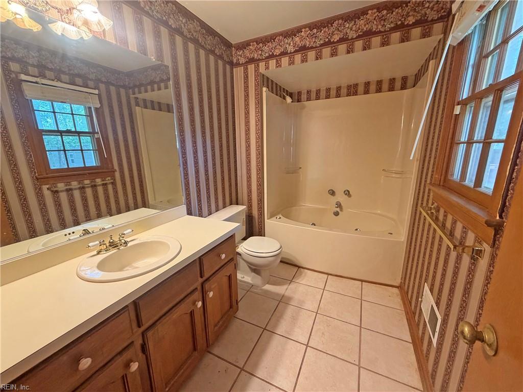 620 Emerald Ct Property Photo 20