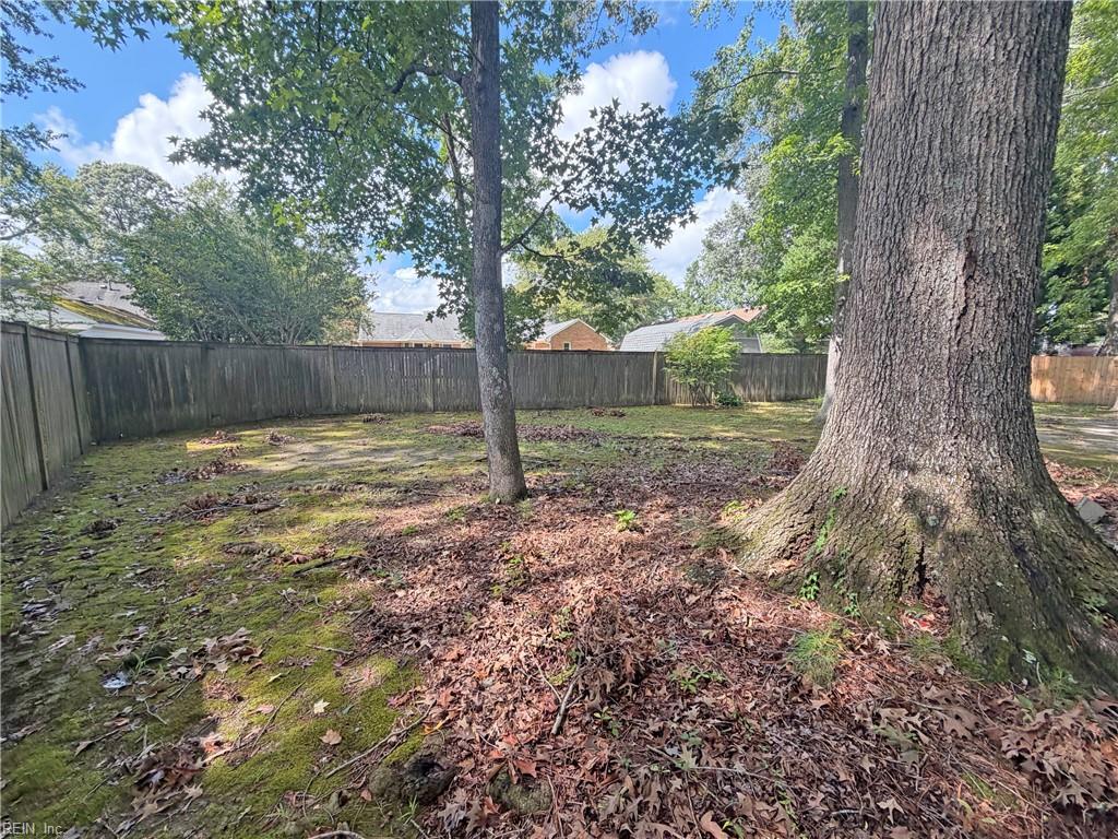 620 Emerald Ct Property Photo 28