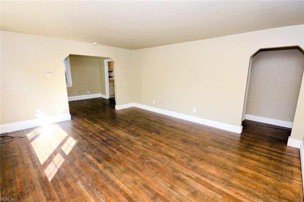 1330 Monterey Ave Property Photo 8