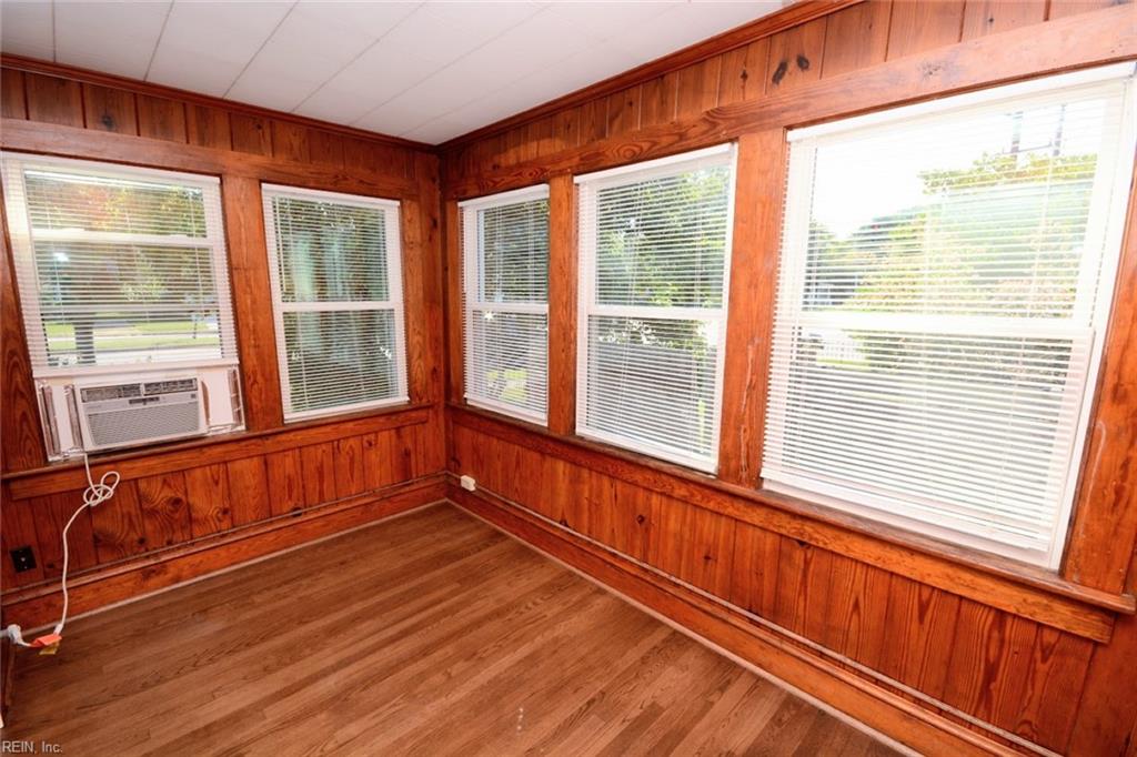 5905 Hampton Blvd Property Photo 10