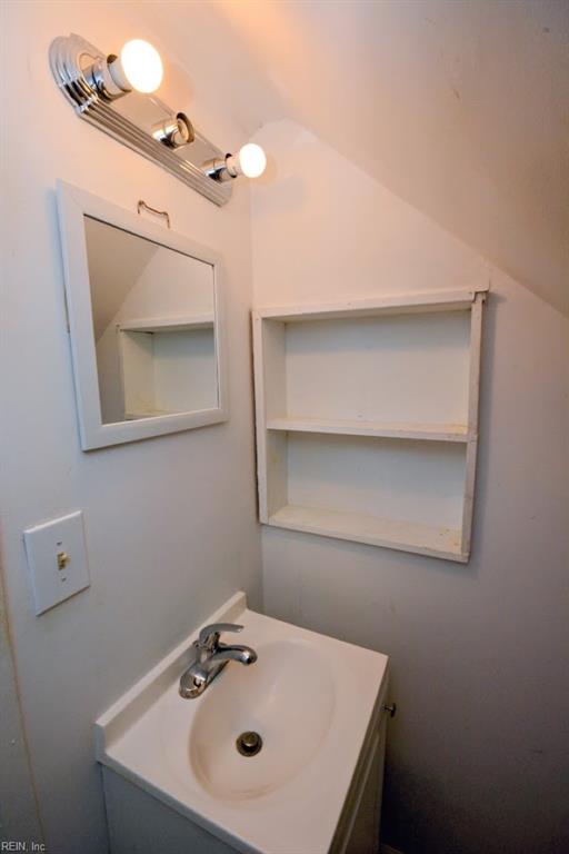 5905 Hampton Blvd Property Photo 39