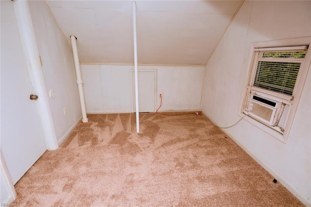 5905 Hampton Blvd Property Photo 44
