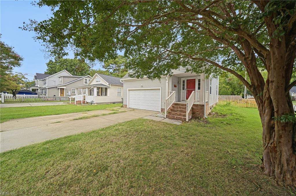 9437 Peachtree St Property Photo 5