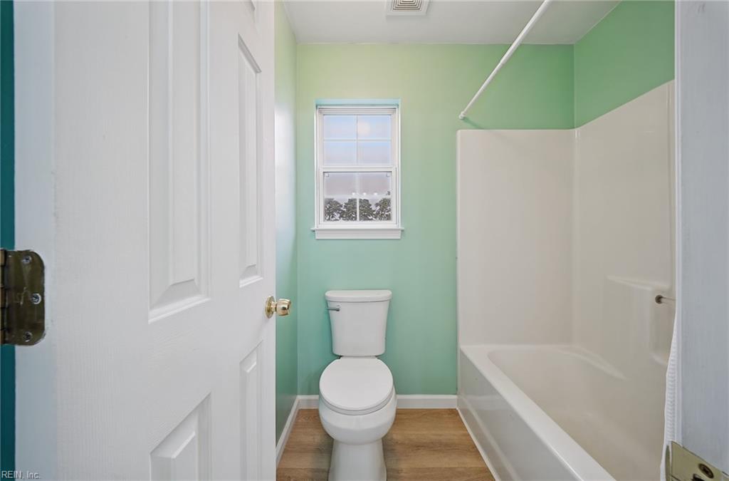 9437 Peachtree St Property Photo 29
