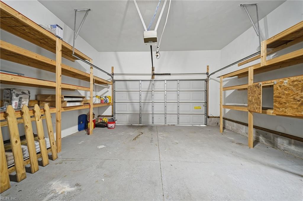 9437 Peachtree St Property Photo 30