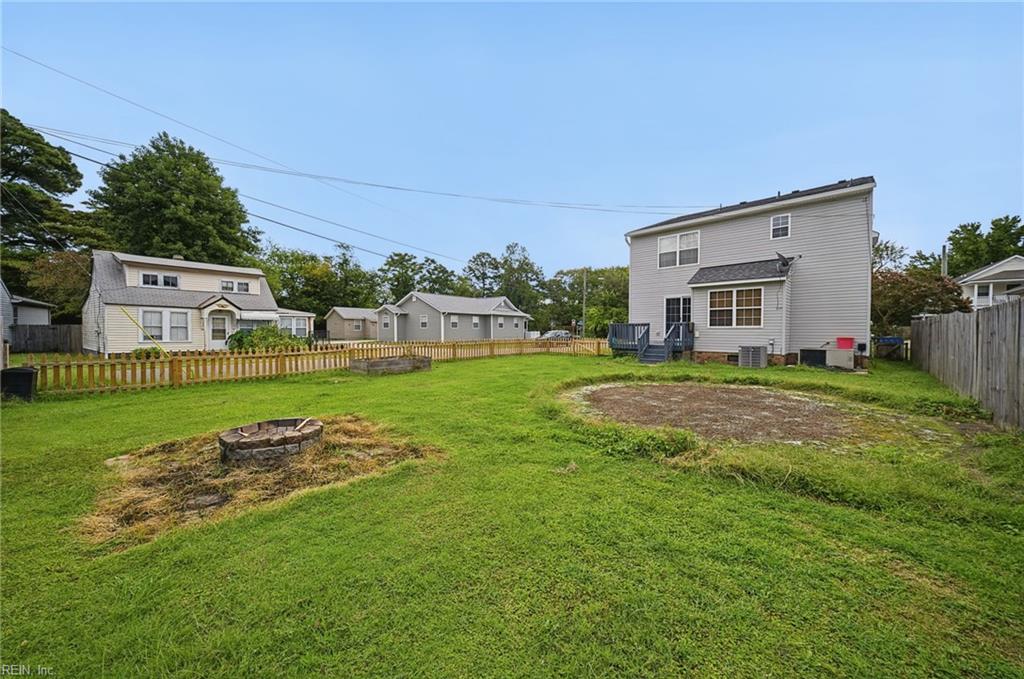 9437 Peachtree St Property Photo 33
