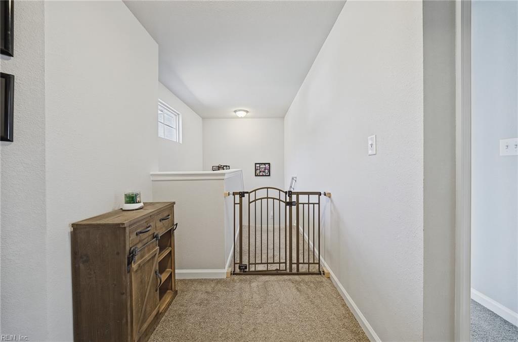 200 Seasons Cir Property Photo 15