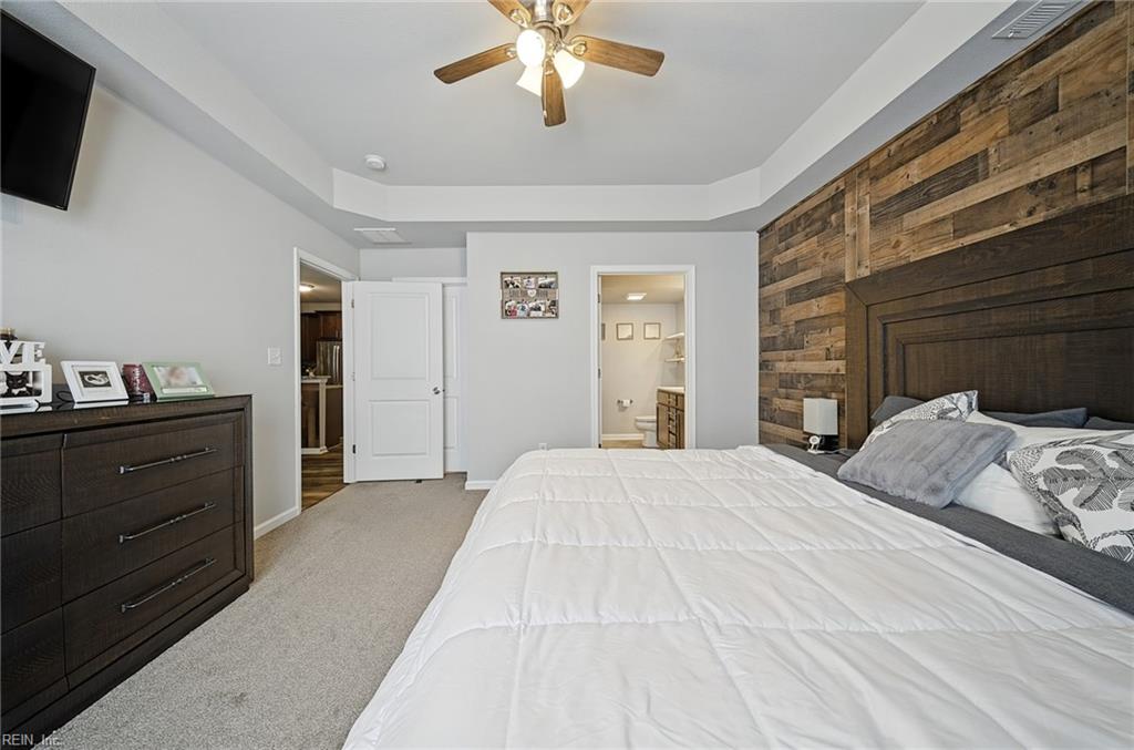 200 Seasons Cir Property Photo 27