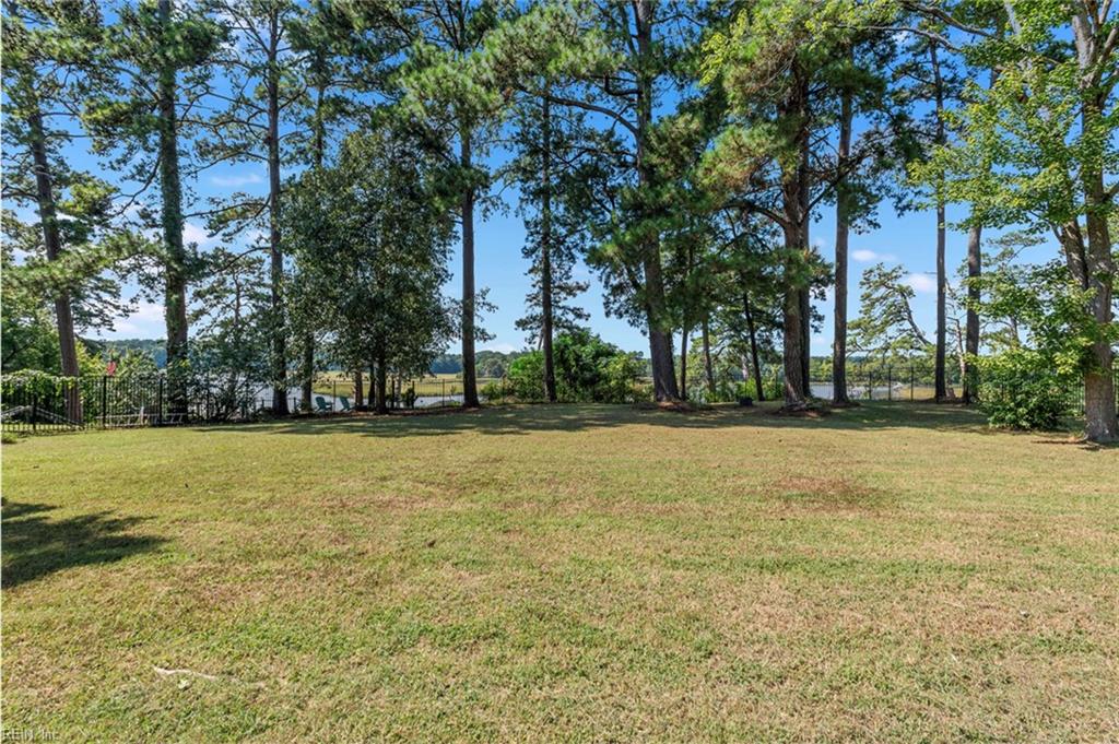 908 Magruder Rd Property Photo 3