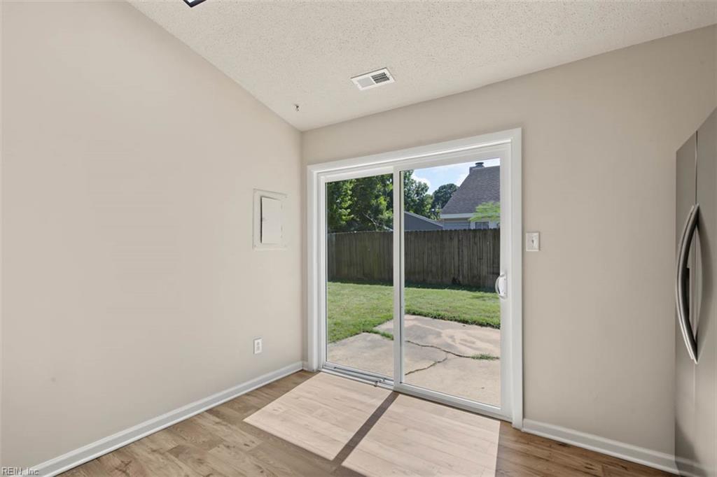3821 Aberdeen Ct Property Photo 22