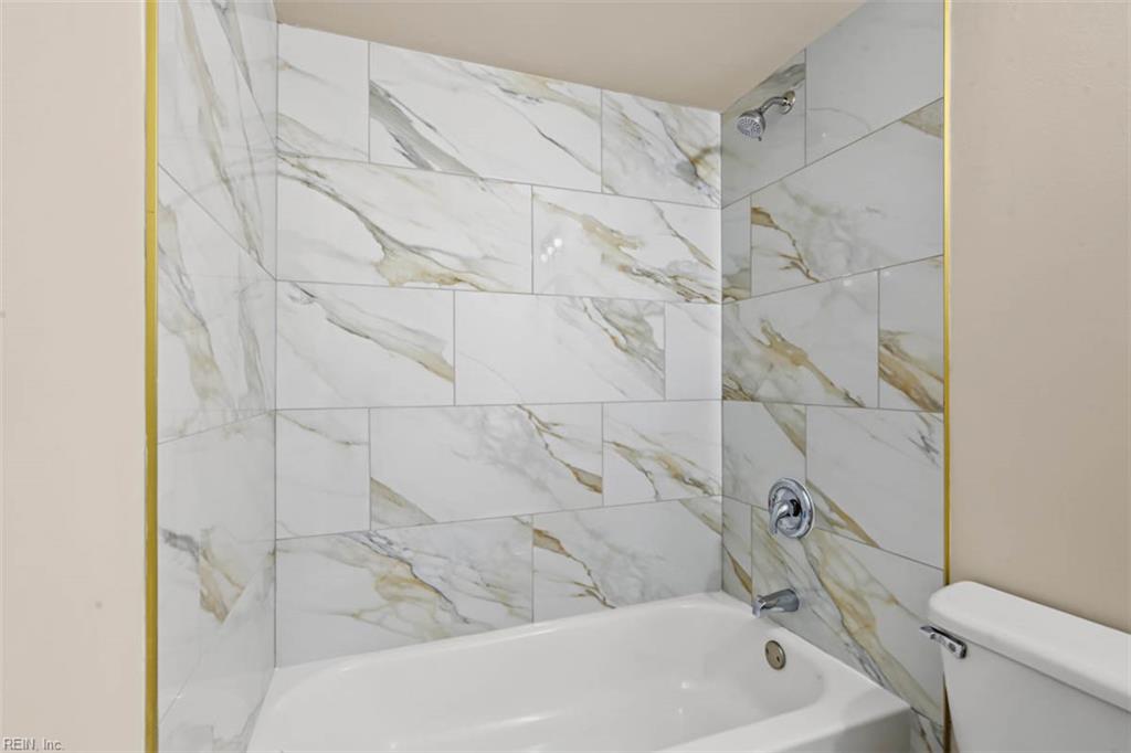 3821 Aberdeen Ct Property Photo 28