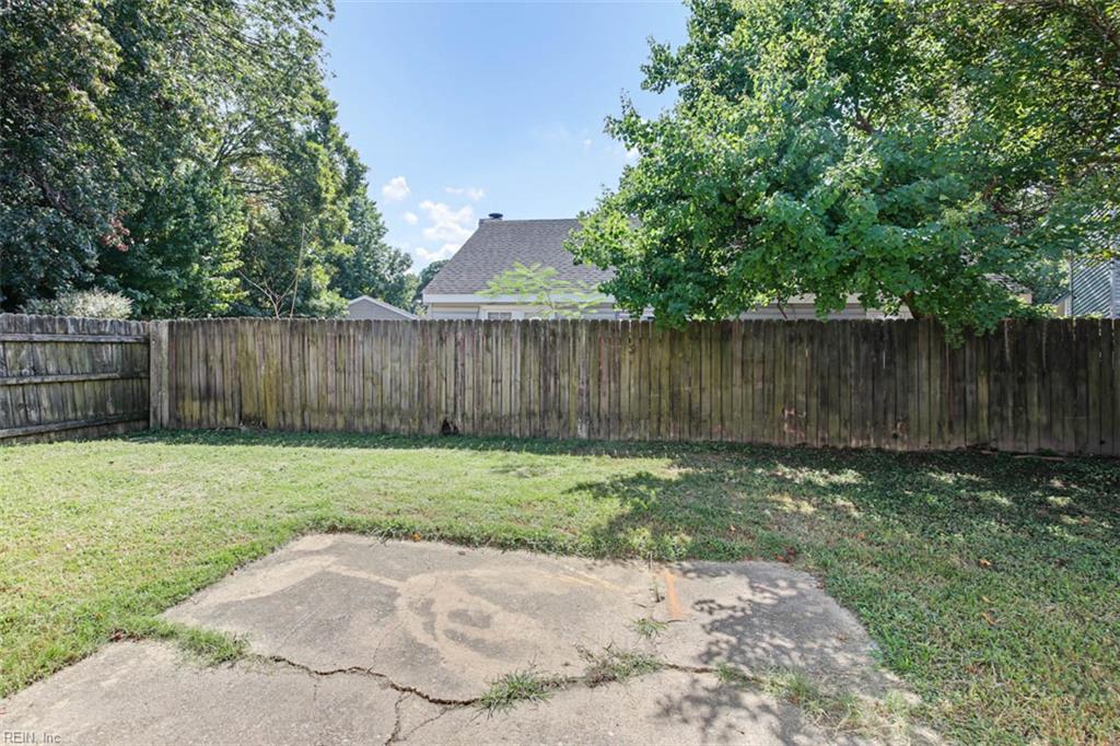 3821 Aberdeen Ct Property Photo 32