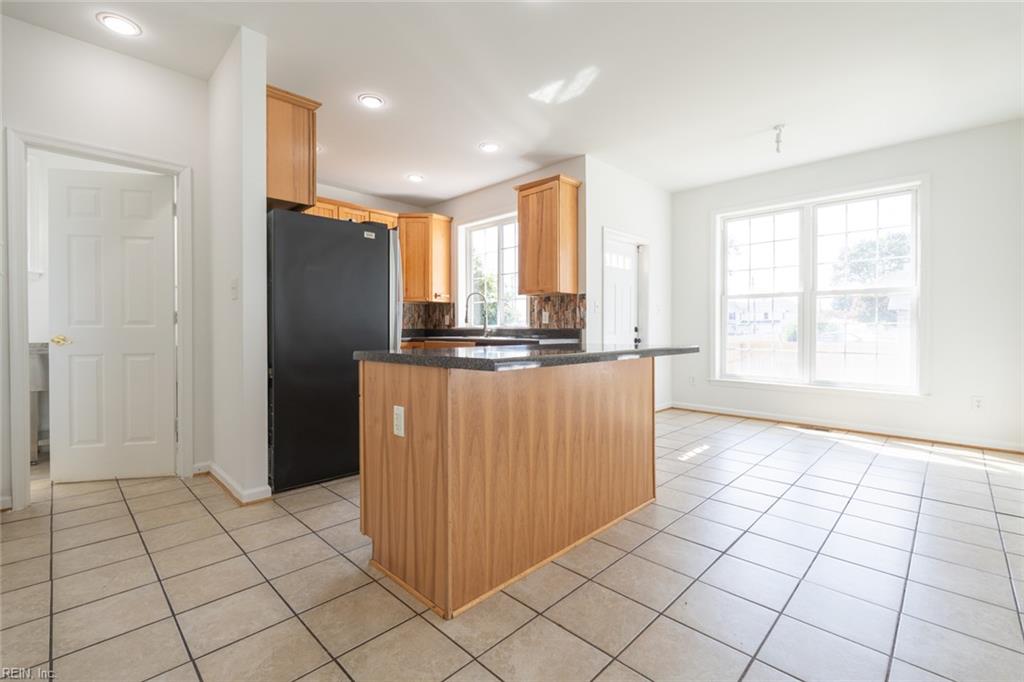 7 Holly St Property Photo 11