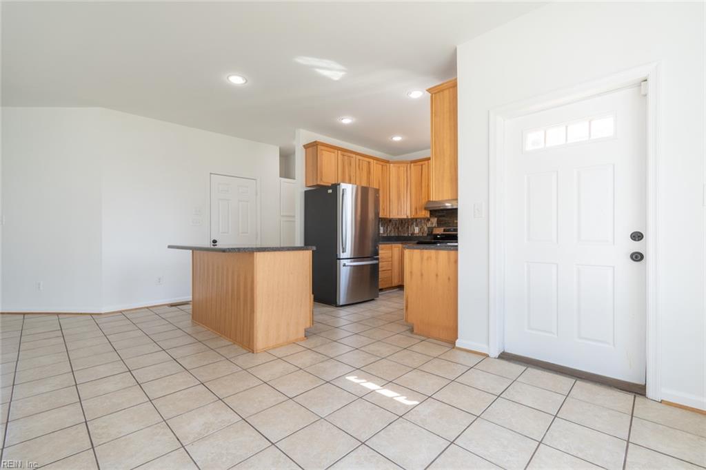 7 Holly St Property Photo 13