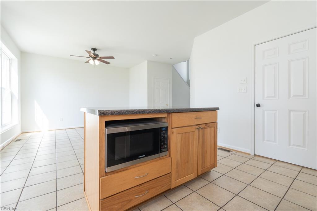 7 Holly St Property Photo 18