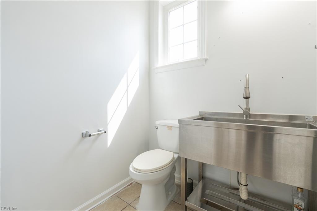 7 Holly St Property Photo 21