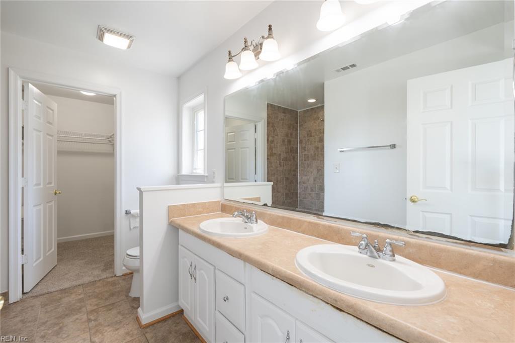 7 Holly St Property Photo 28