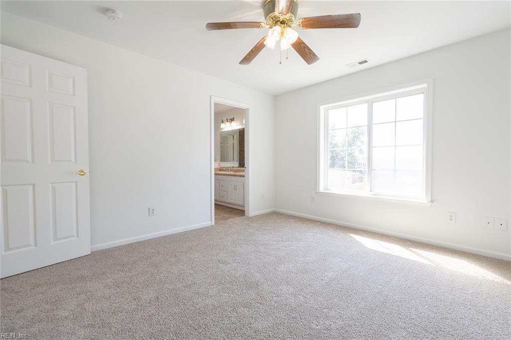 7 Holly St Property Photo 32