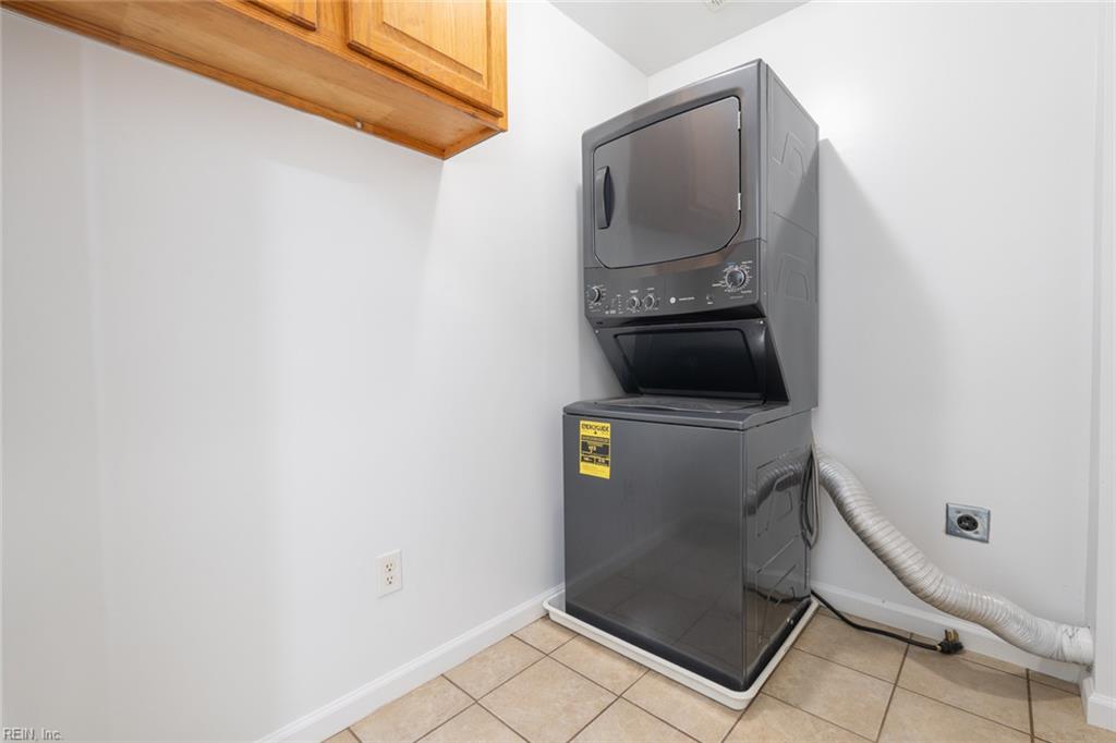 7 Holly St Property Photo 33