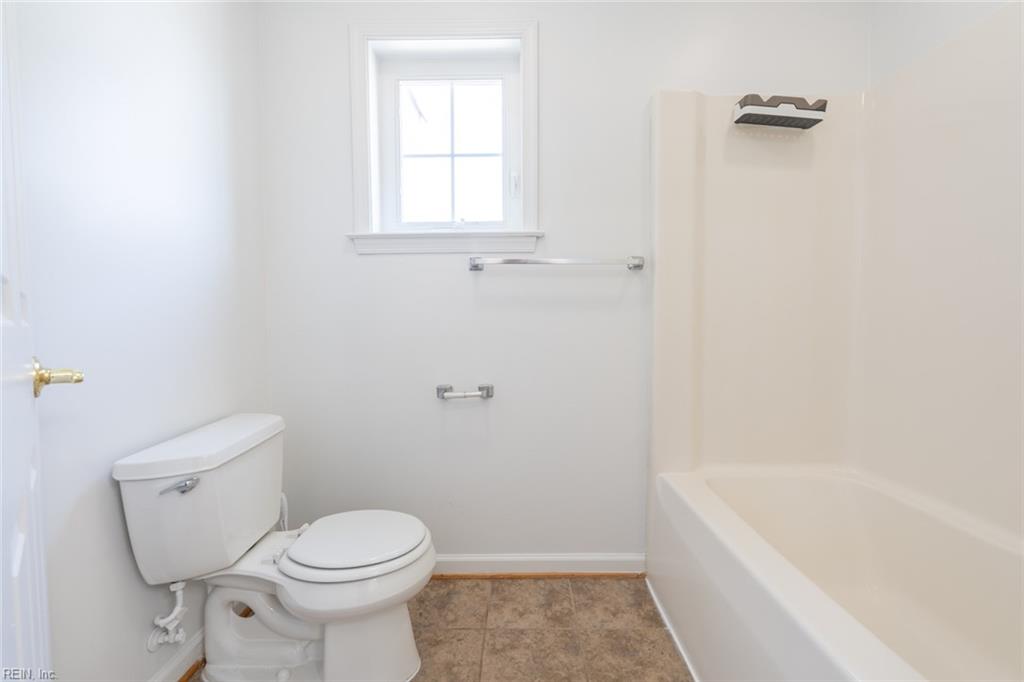 7 Holly St Property Photo 40