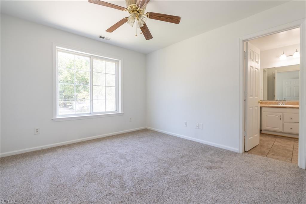 7 Holly St Property Photo 45