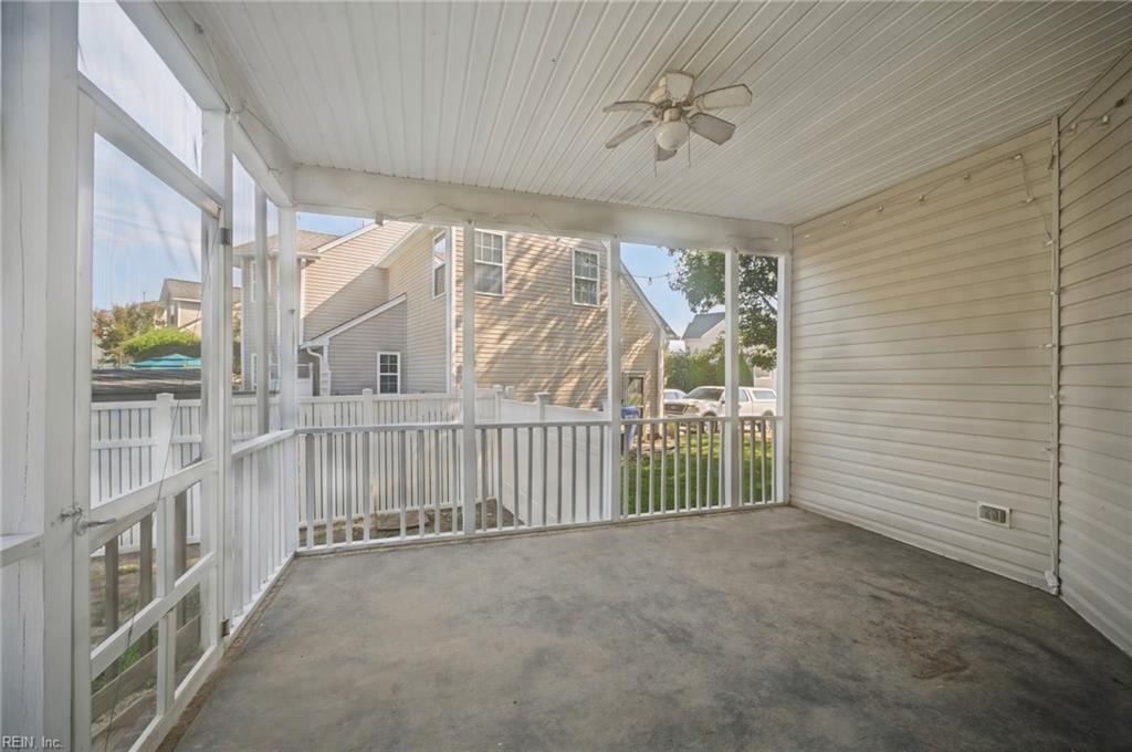120 Lakes Edge Dr Property Photo 35
