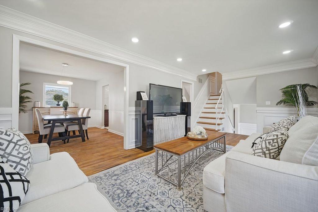 20 Diggs Dr Property Photo 10