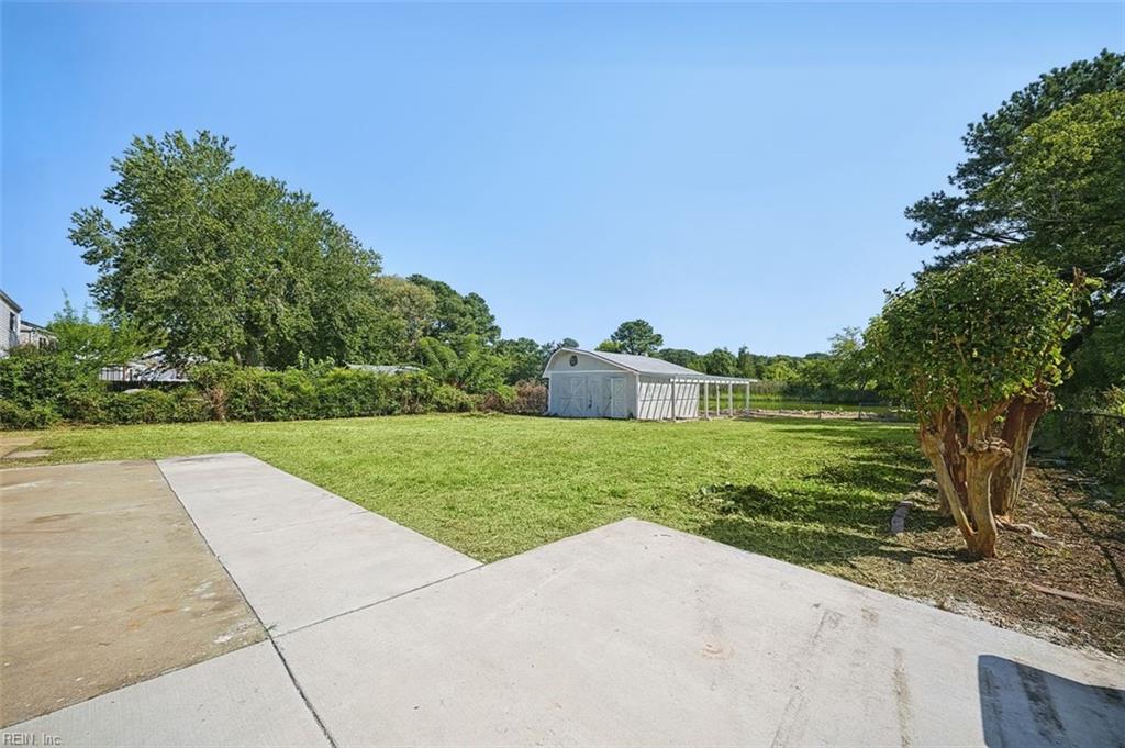 20 Diggs Dr Property Photo 29