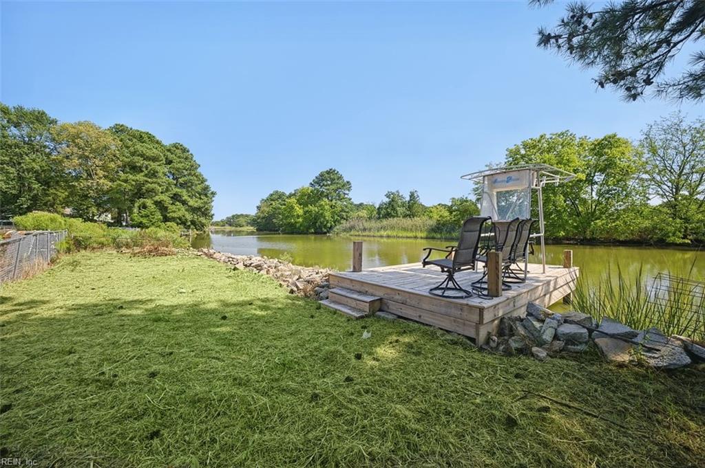 20 Diggs Dr Property Photo 33