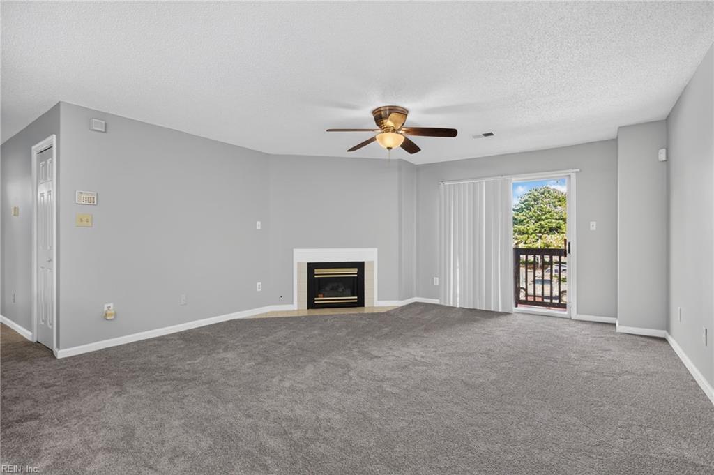 1563 N King St Property Photo 5