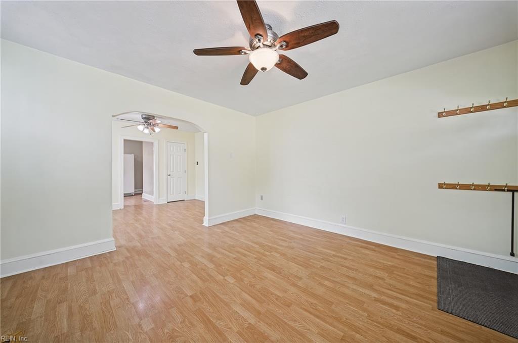 1028 Livingston Ave Ave Property Photo 10