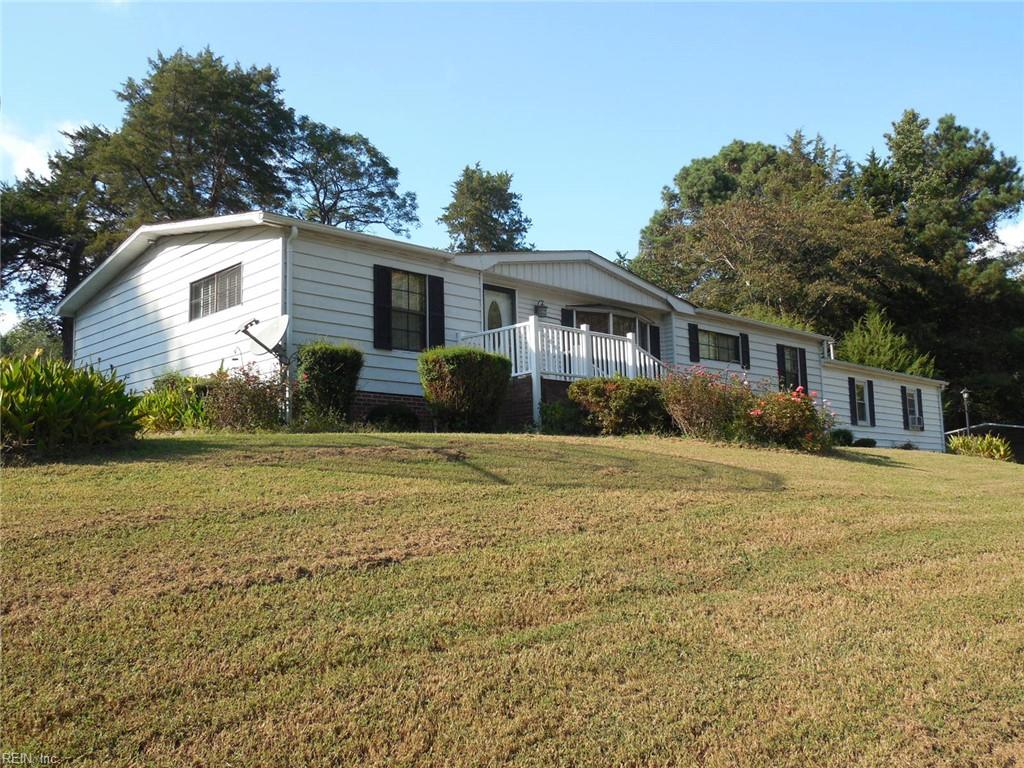 5684 T C Walker Rd Property Photo 1