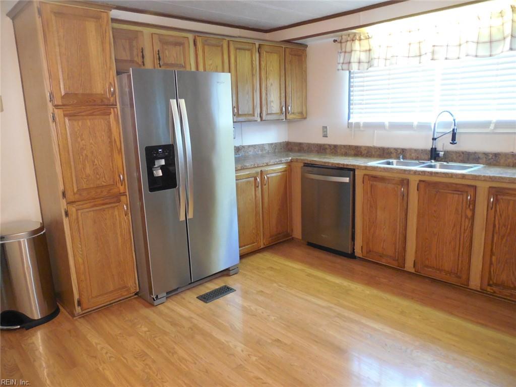5684 T C Walker Rd Property Photo 5