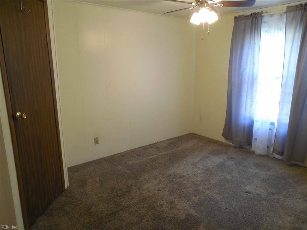 5684 T C Walker Rd Property Photo 10