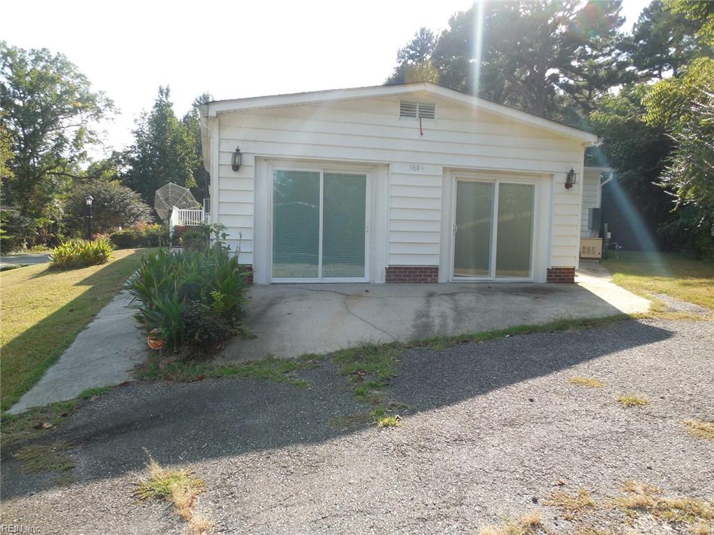 5684 T C Walker Rd Property Photo 17