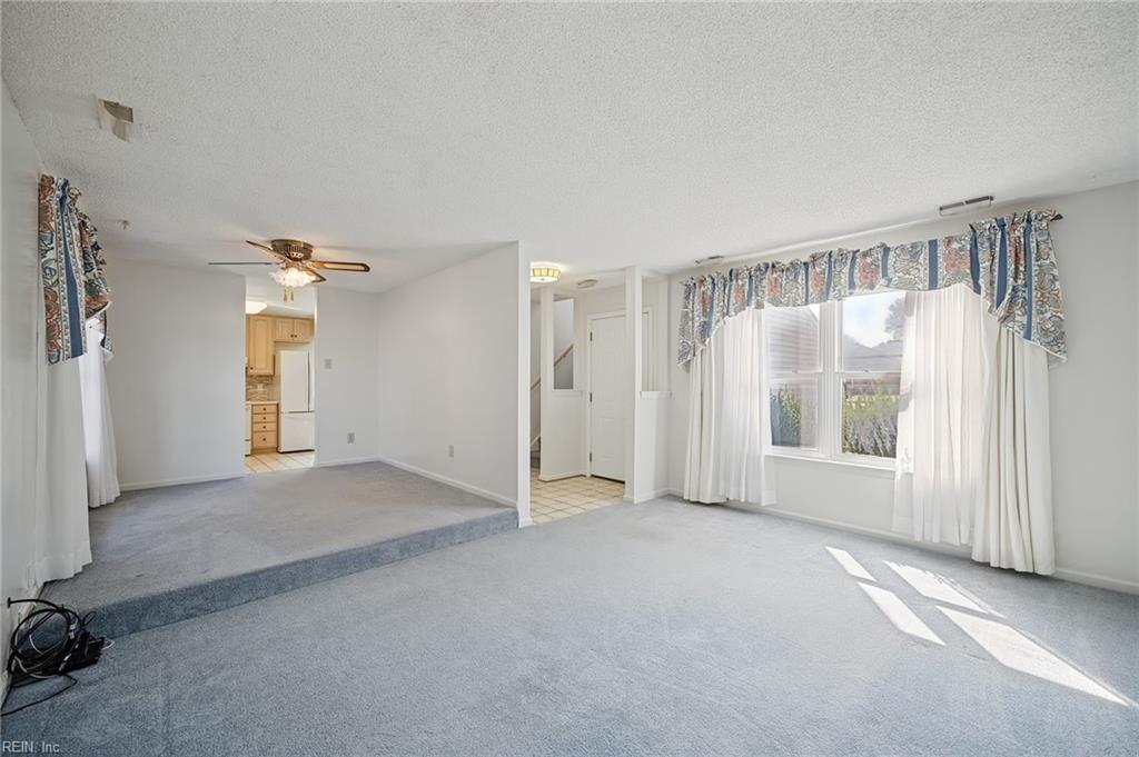 1284 Christian Ct Property Photo 8