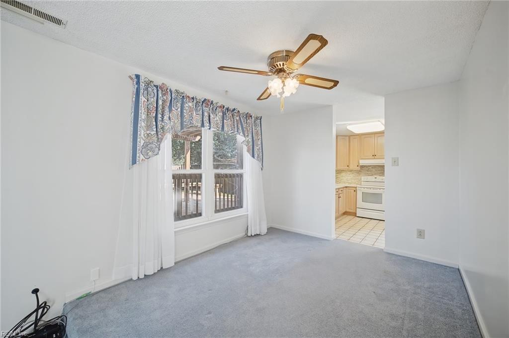 1284 Christian Ct Property Photo 10