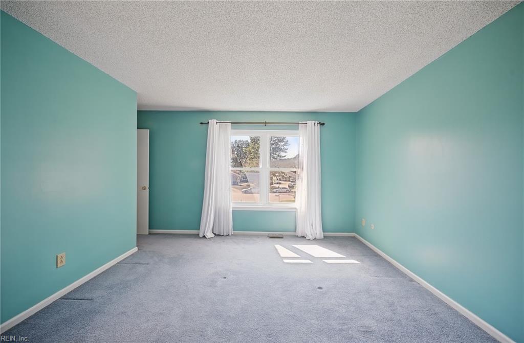 1284 Christian Ct Property Photo 29