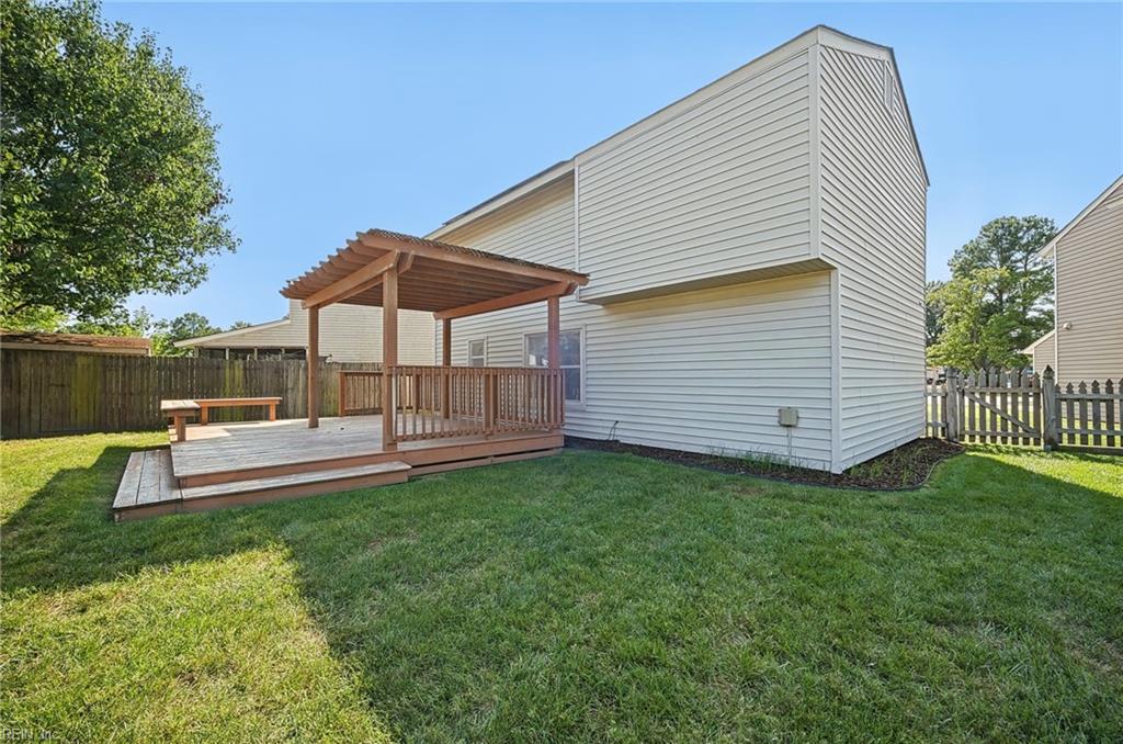 1284 Christian Ct Property Photo 35
