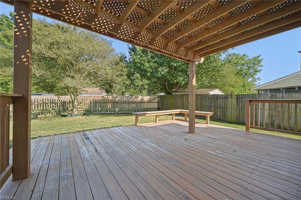 1284 Christian Ct Property Photo 38