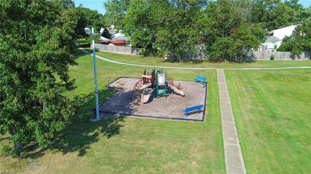 1284 Christian Ct Property Photo 46